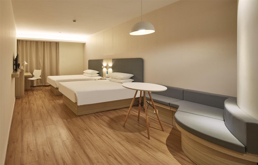 Hanting Hotel Shanghai Tangqiao Subway Station Bagian luar foto