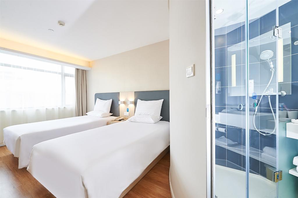 Hanting Hotel Shanghai Tangqiao Subway Station Bagian luar foto