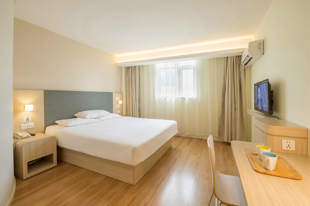 Hanting Hotel Shanghai Tangqiao Subway Station Bagian luar foto