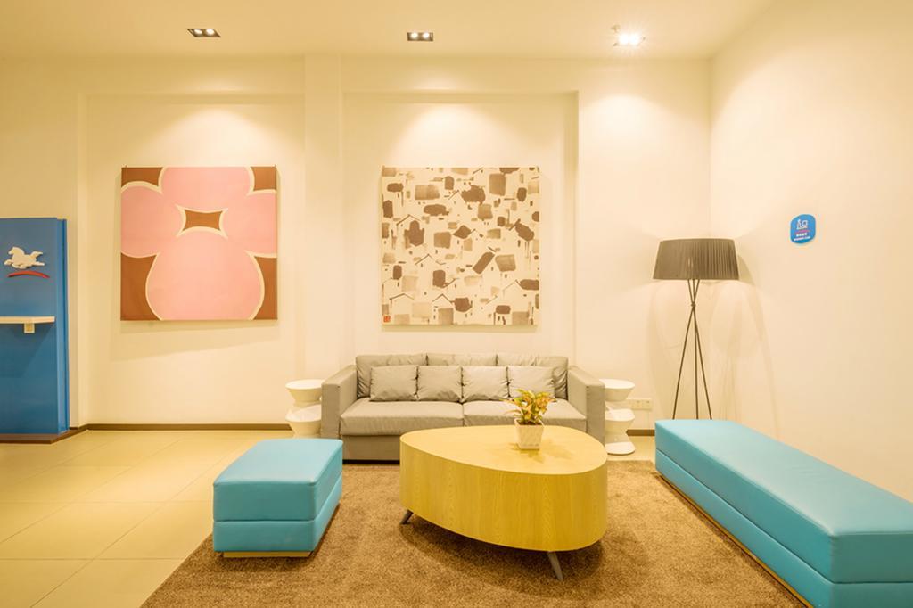 Hanting Hotel Shanghai Tangqiao Subway Station Bagian luar foto